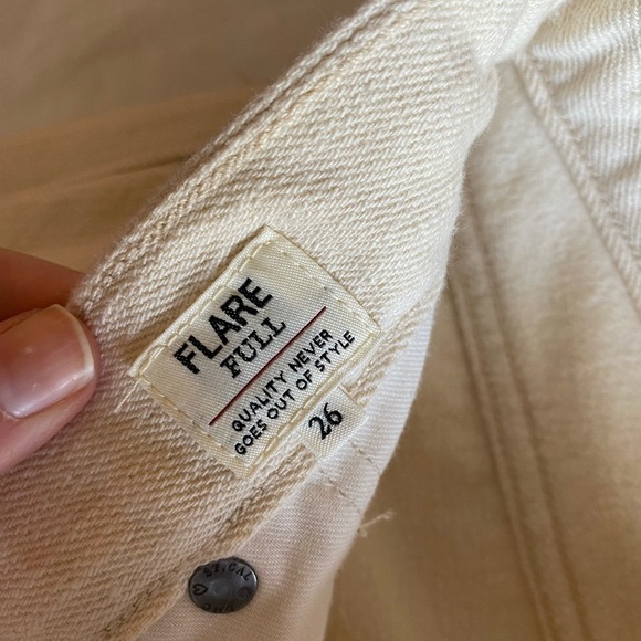 Levi’s Made & Crafted Women’s Flare Full Cream Wide Leg Jeans Size 26 High Rise - Picture 8 of 11